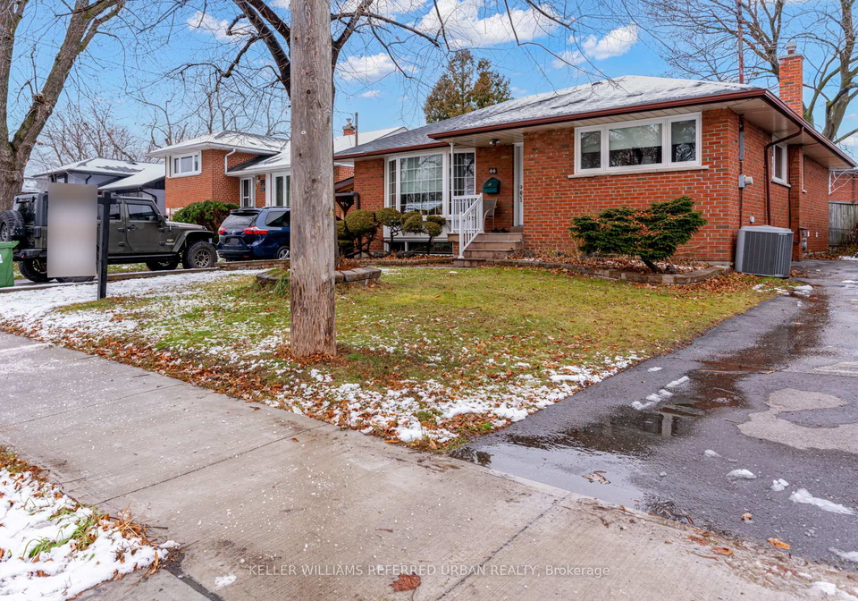 44-shrewsbury-square-scarborough-ontario-e12832852