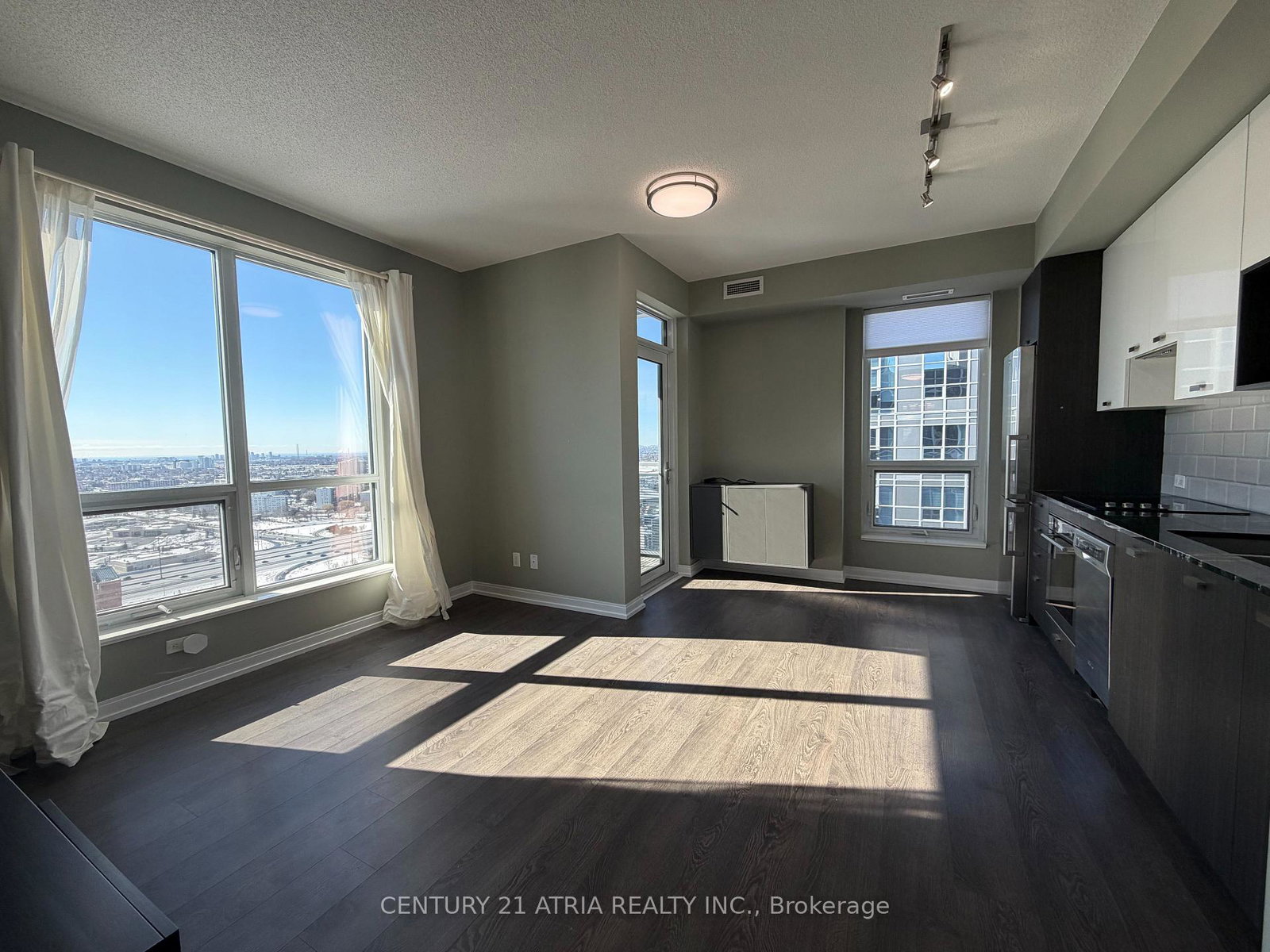 255-village-green-square-scarborough-ontario-e12833308