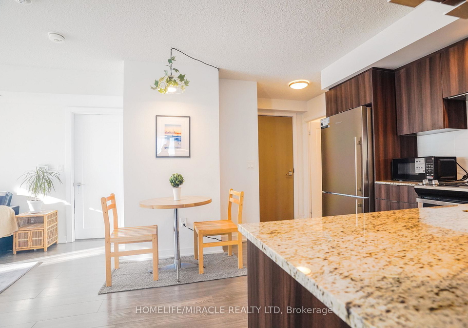 225-village-green-square-scarborough-ontario-e12834176