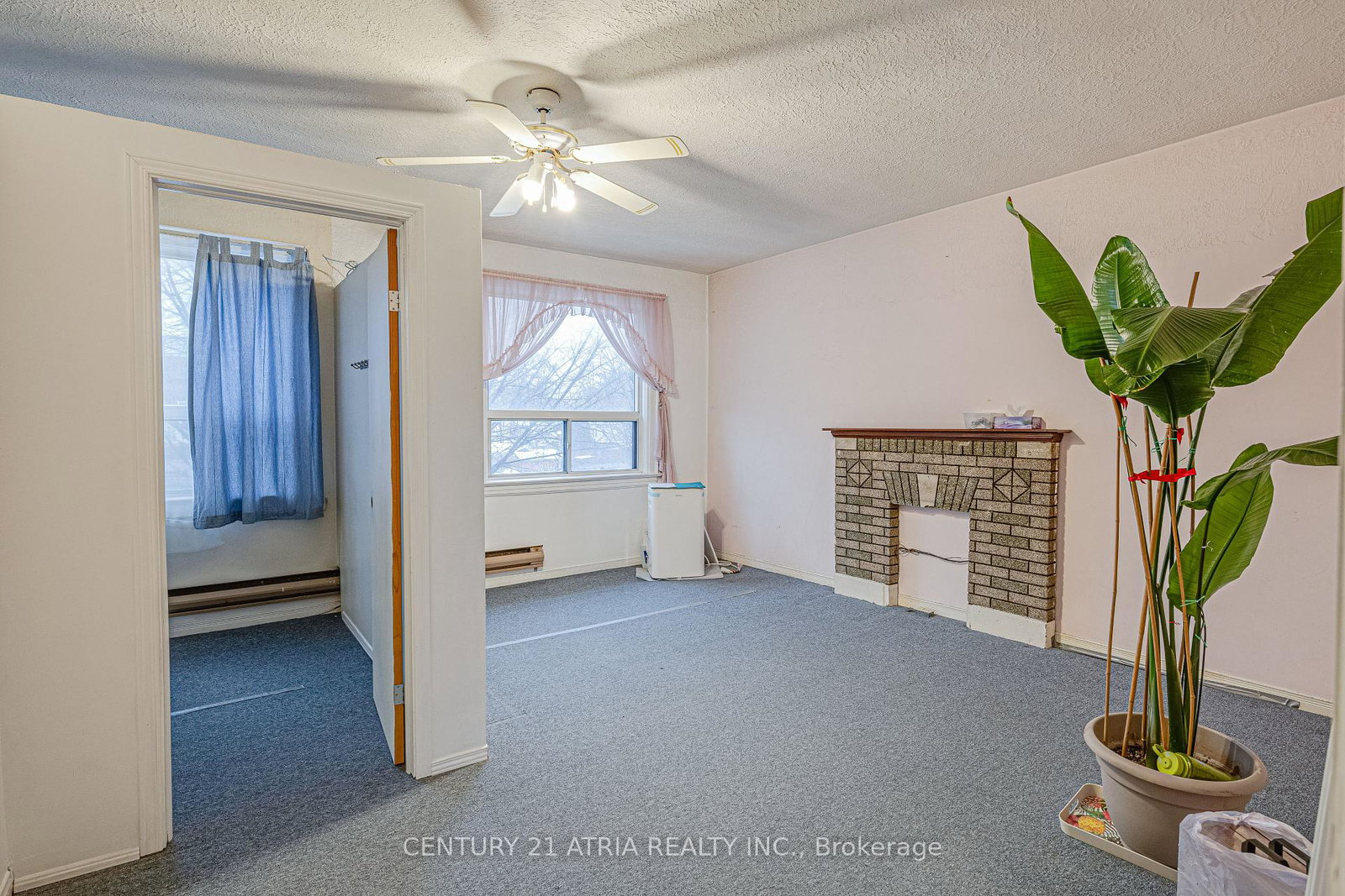 1564-danforth-avenue-east-york-ontario-e12834212