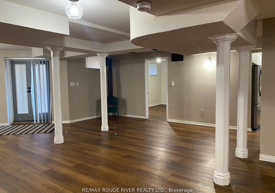 35-meekings-drive-ajax-ontario-e12834392