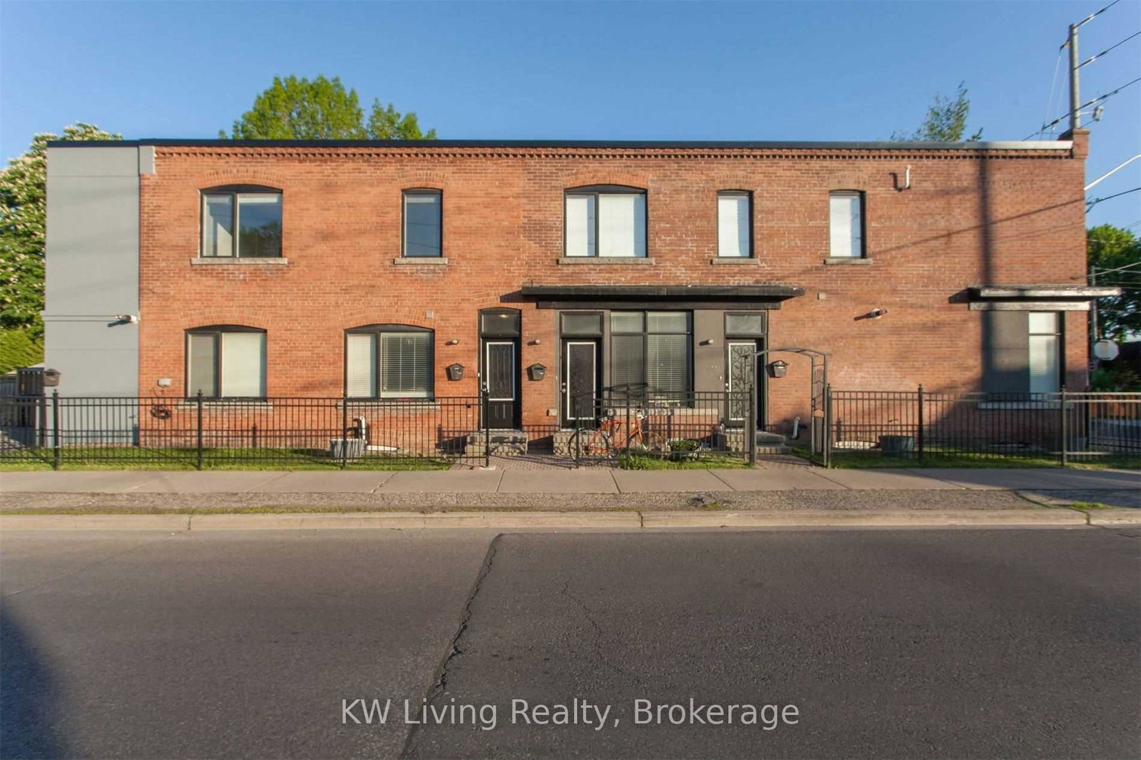 247-chisholm-avenue-east-york-ontario-e12834500