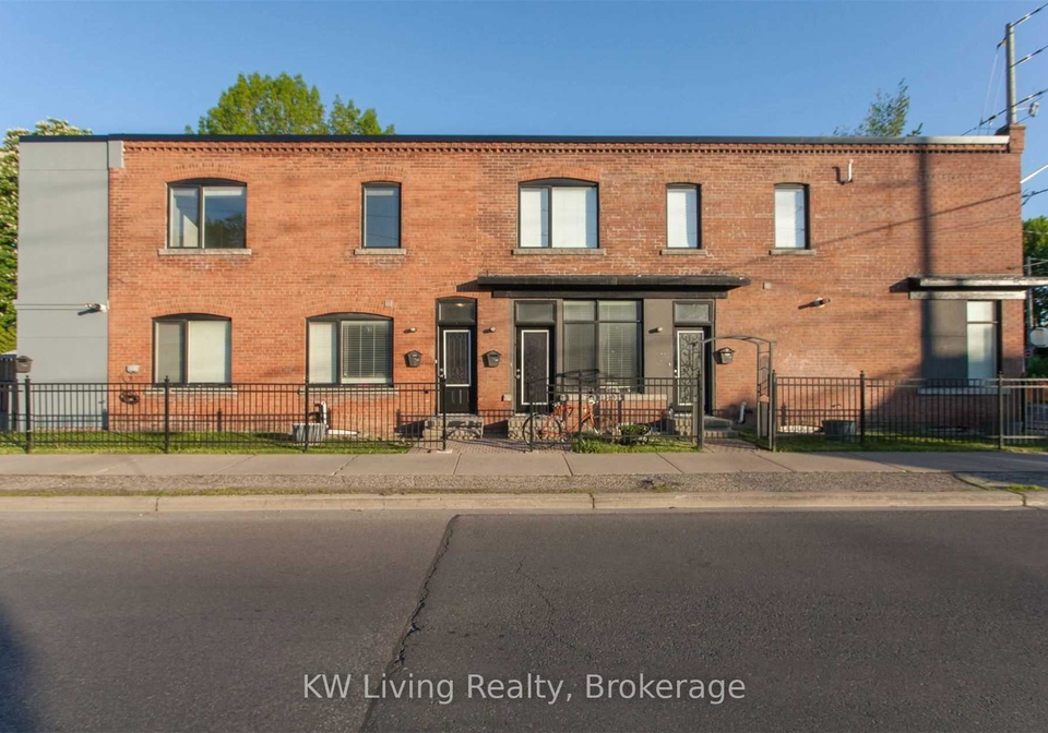247-chisholm-avenue-east-york-ontario-e12834500