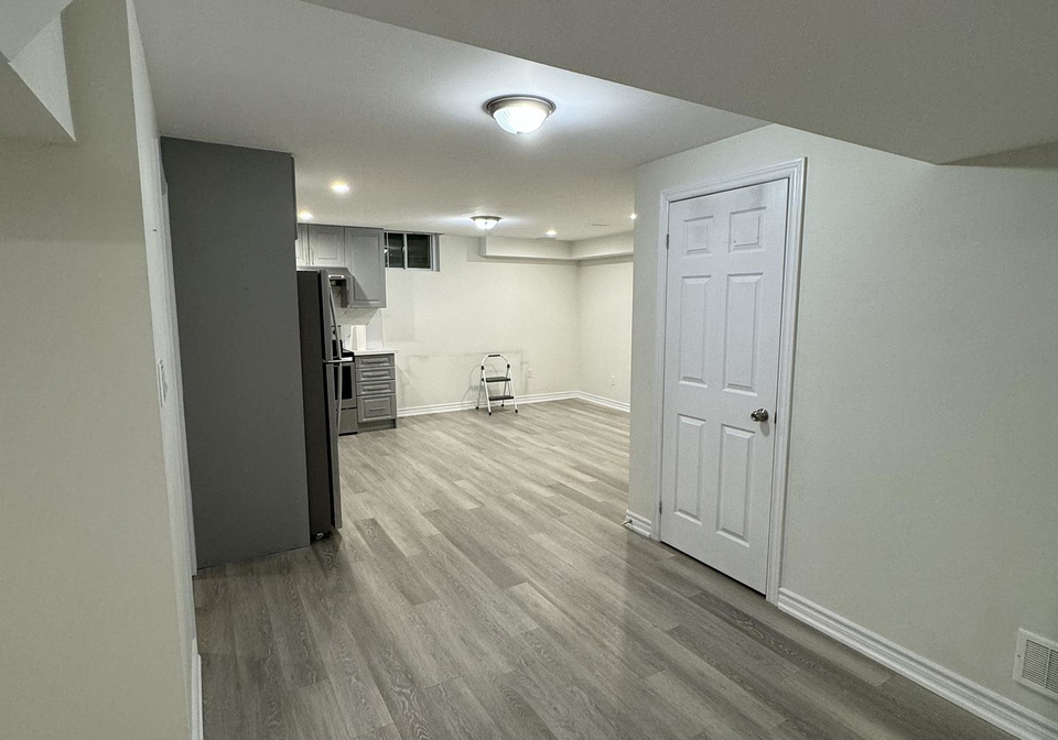 40-crombie-street-clarington-ontario-e12835324