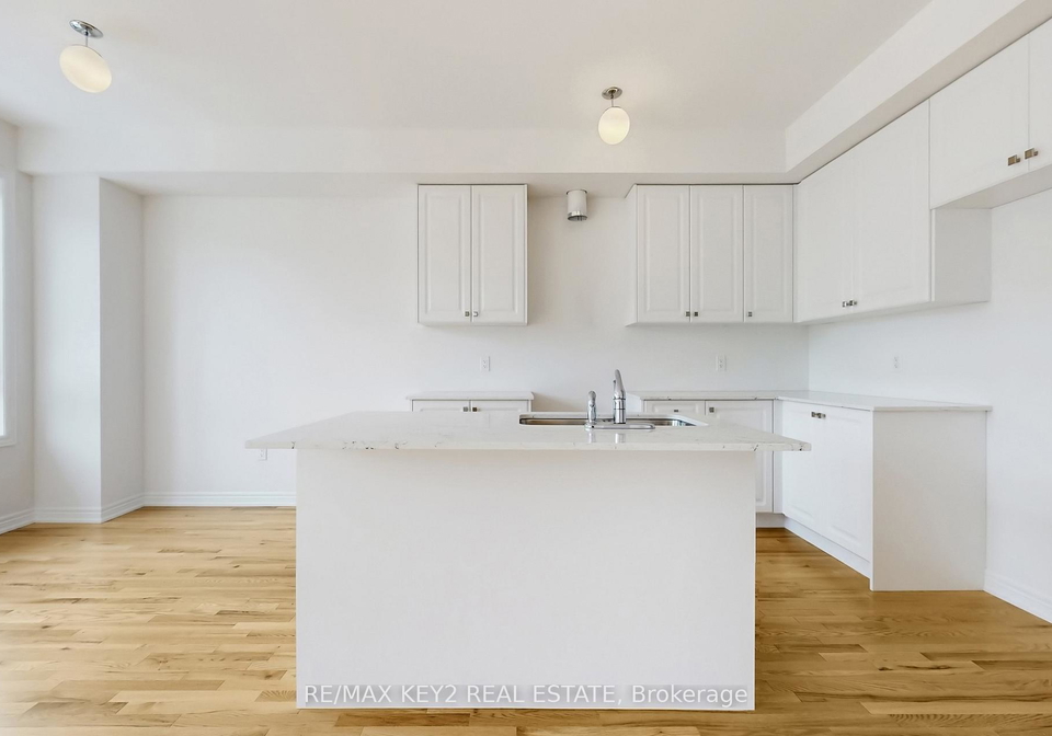 2949-starlight-drive-pickering-ontario-e12835716