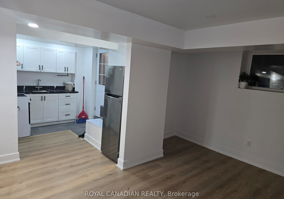 1569-edgecroft-drive-pickering-ontario-e12835770