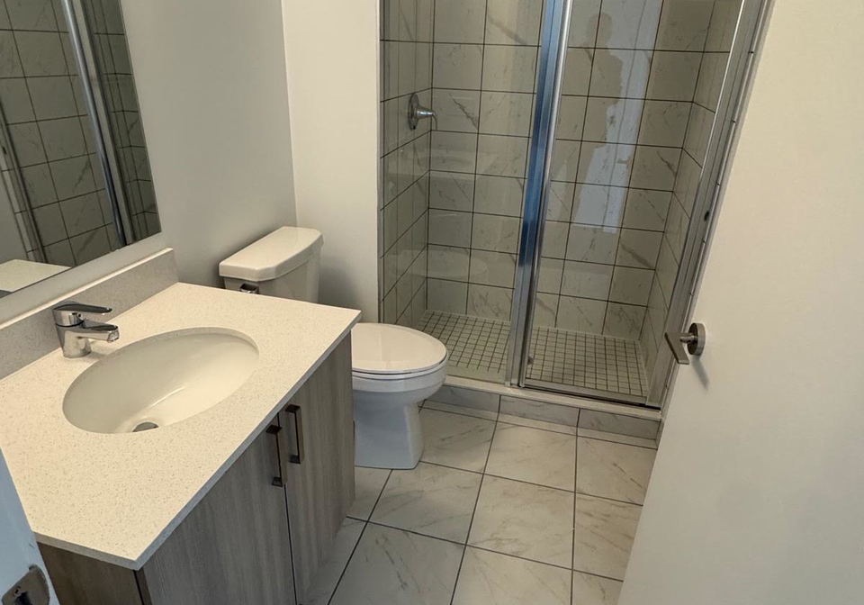 1010-sandy-beach-road-pickering-ontario-e12837152