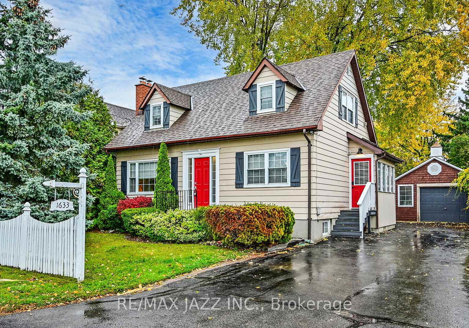 1633-charles-street-whitby-ontario-e12837908