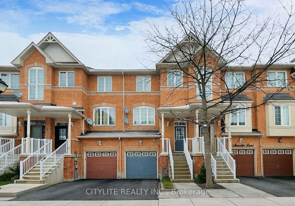 19-annable-lane-ajax-ontario-e12838016