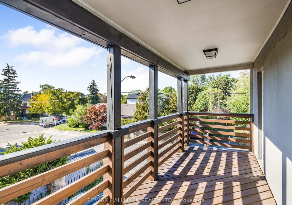 90-leroy-avenue-east-york-ontario-e12838260