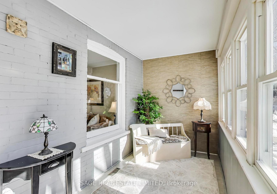 28-aldwych-avenue-east-york-ontario-e12838678