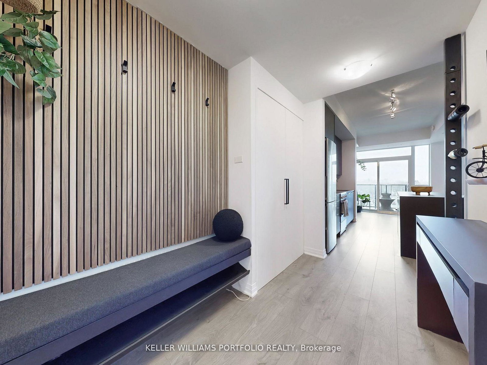 2301-danforth-avenue-toronto-ontario-e12839168