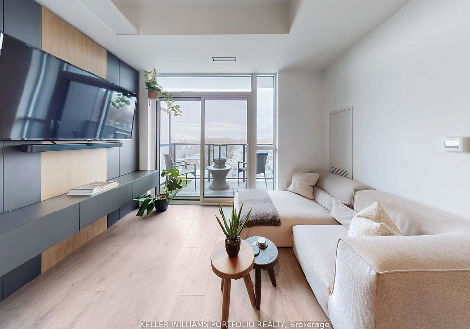 2301-danforth-avenue-toronto-ontario-e12839168