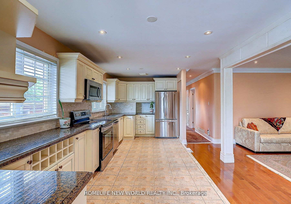 3-lynn-gate-crescent-scarborough-ontario-e12840174