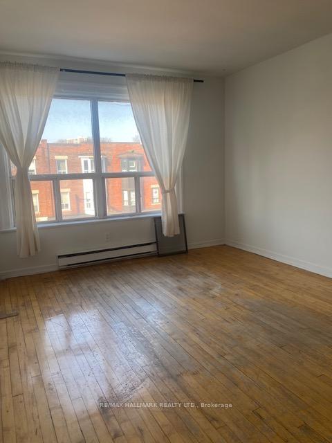 129-danforth-avenue-toronto-ontario-e12841372