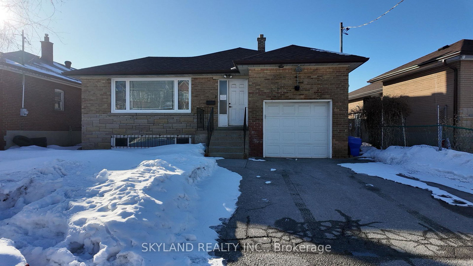 1256-danforth-road-scarborough-ontario-e12841942