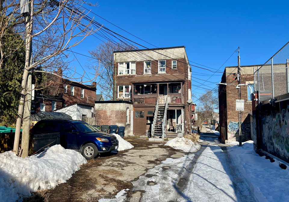 6-redwood-avenue-toronto-ontario-e12842360