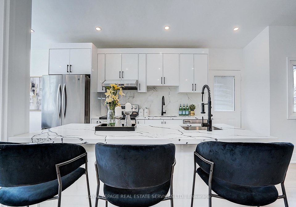 21-holford-crescent-scarborough-ontario-e12842566