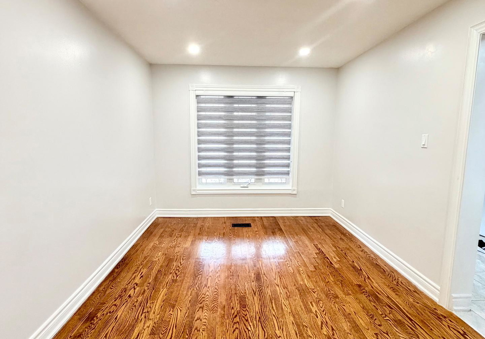 16-oak-knoll-crescent-scarborough-ontario-e12843086