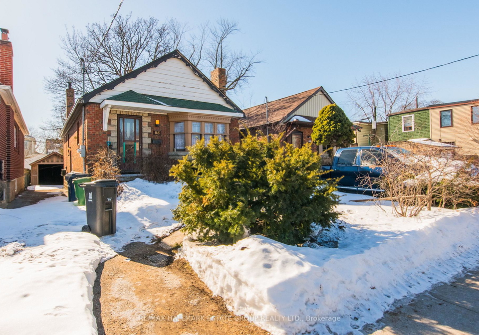 85-kings-park-boulevard-east-york-ontario-e12843326