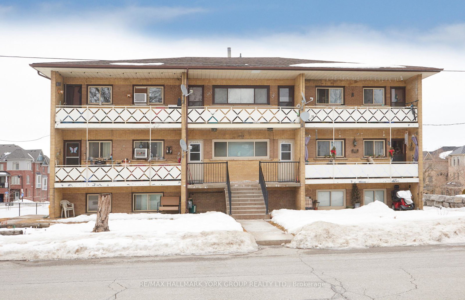 1613-dufferin-street-whitby-ontario-e12843788