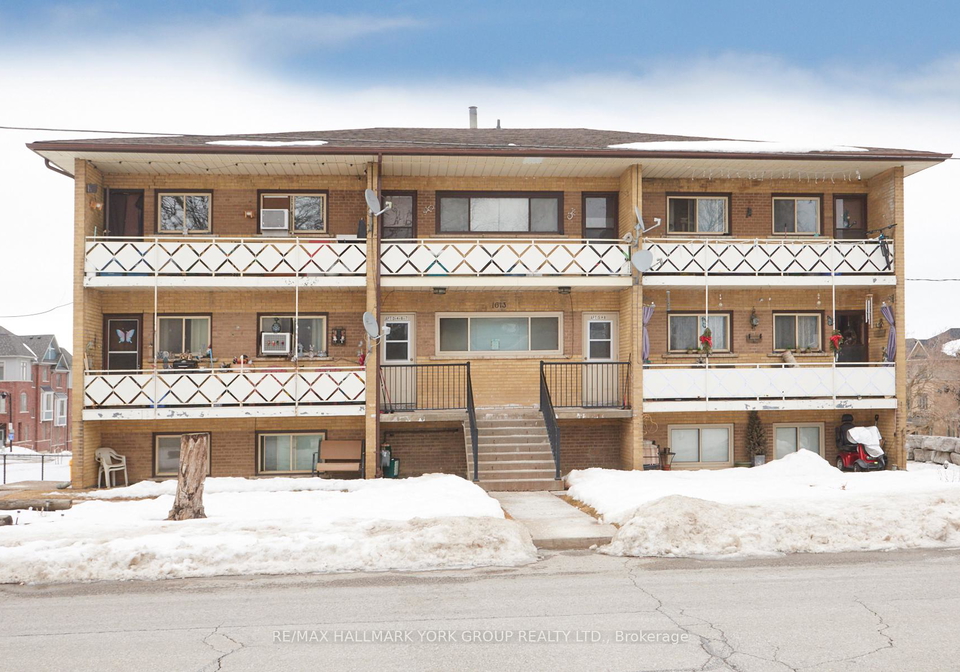 1613-dufferin-street-whitby-ontario-e12843788