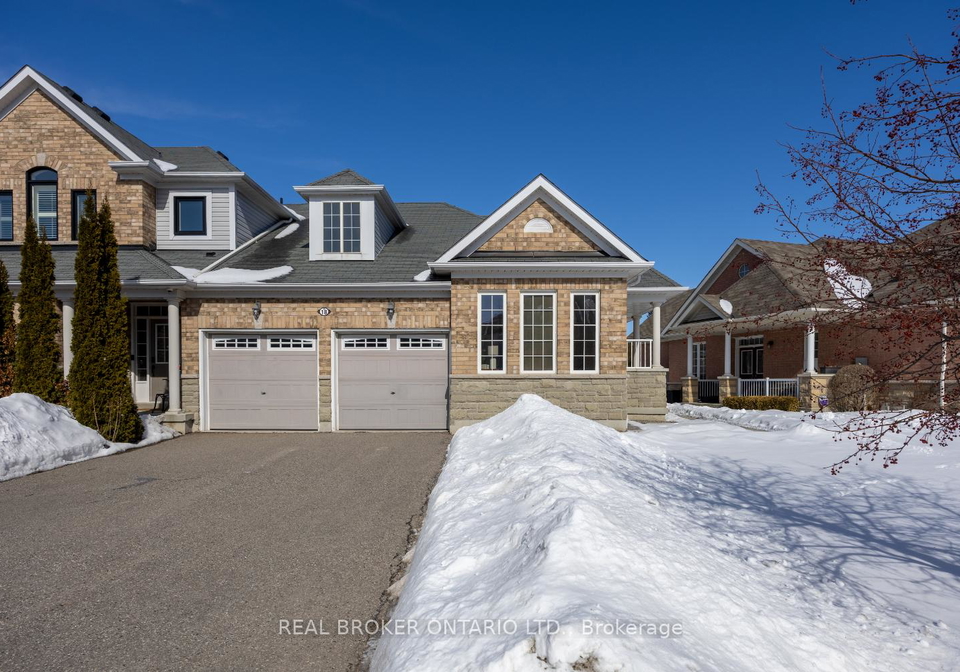 18-harvey-johnston-way-whitby-ontario-e12844606