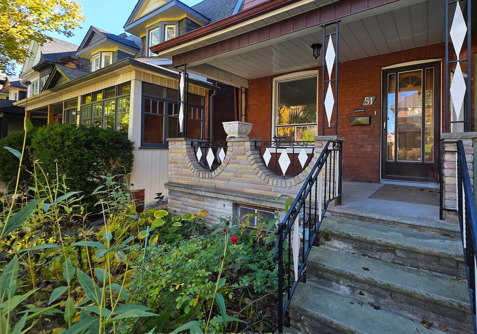 51-dearbourne-avenue-toronto-ontario-e12845116
