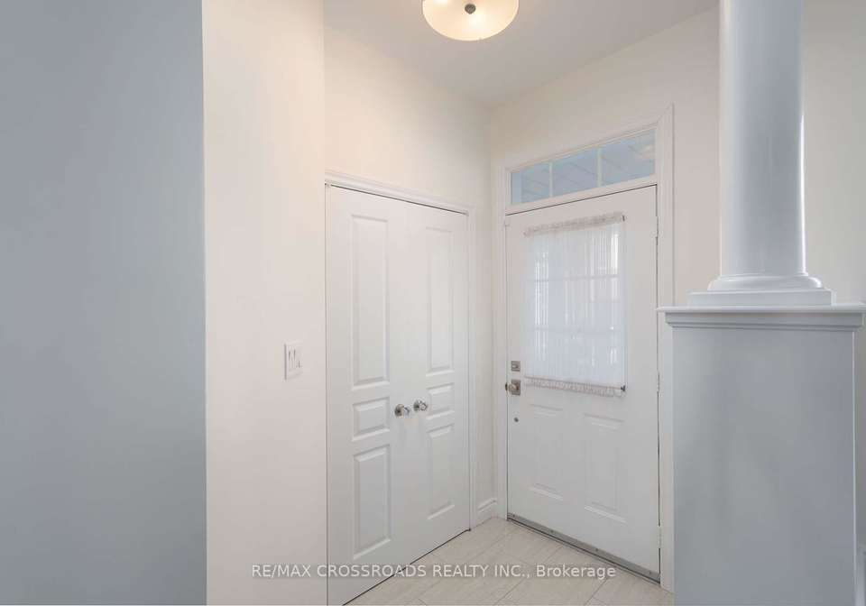 39-torr-lane-ajax-ontario-e12845120