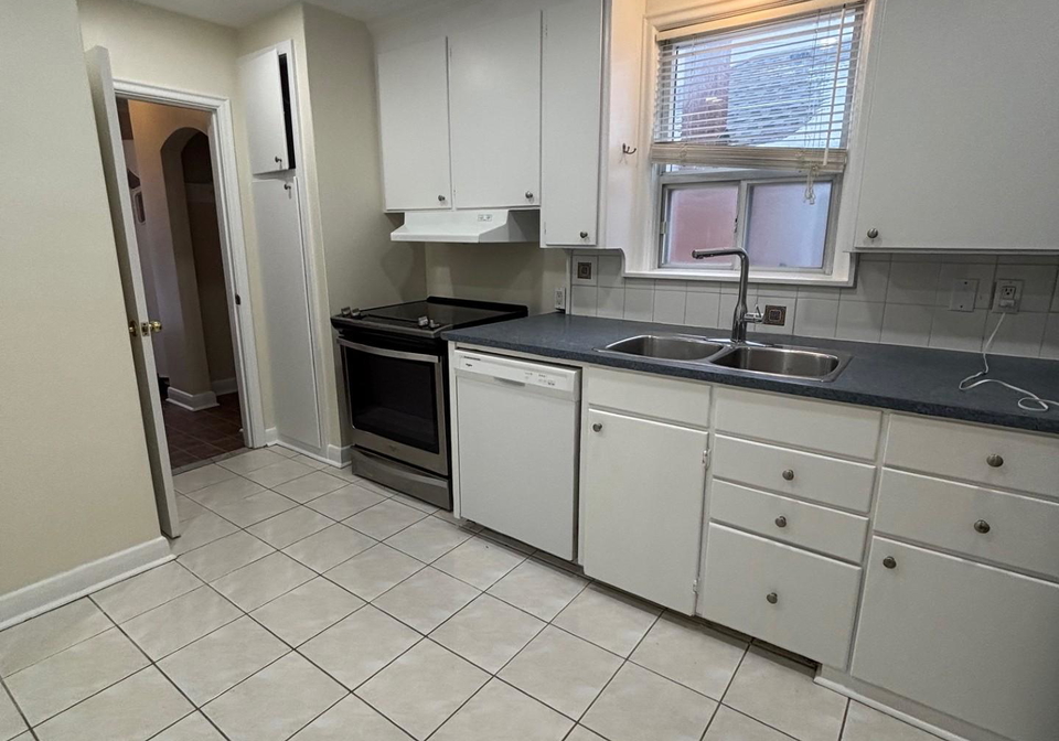 34-inniswood-drive-scarborough-ontario-e12845430