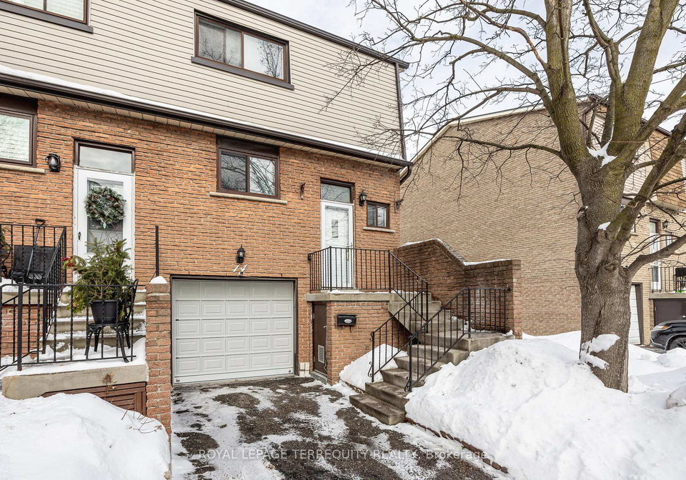 1945-denmar-road-pickering-ontario-e12845580