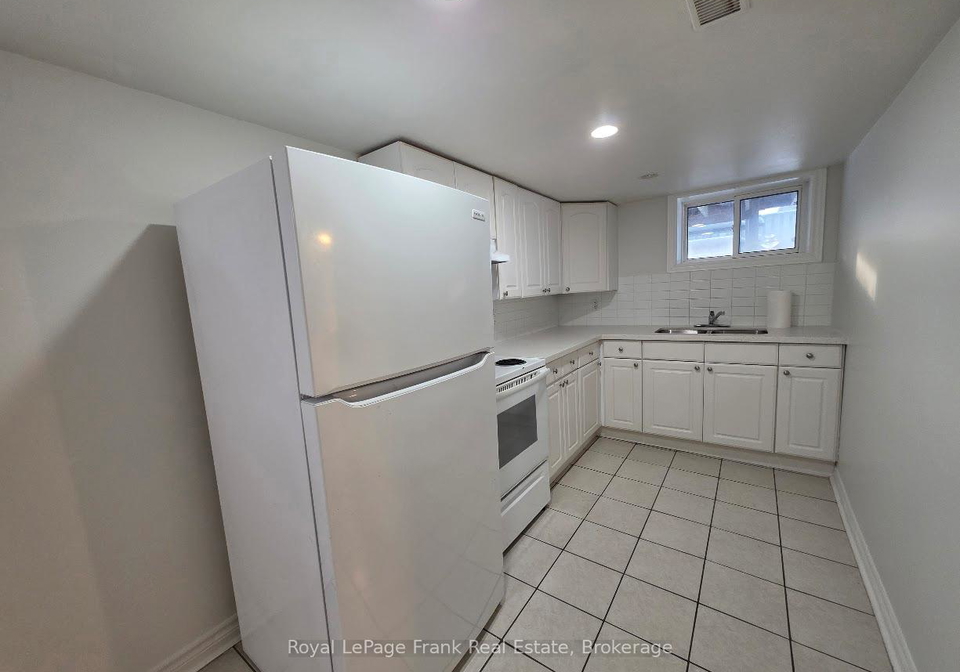 44-billingsgate-crescent-ajax-ontario-e12845698