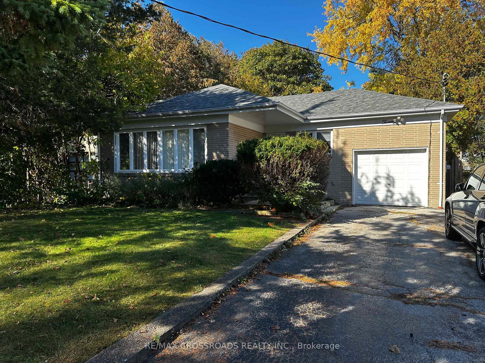 20-frances-crescent-scarborough-ontario-e12846602