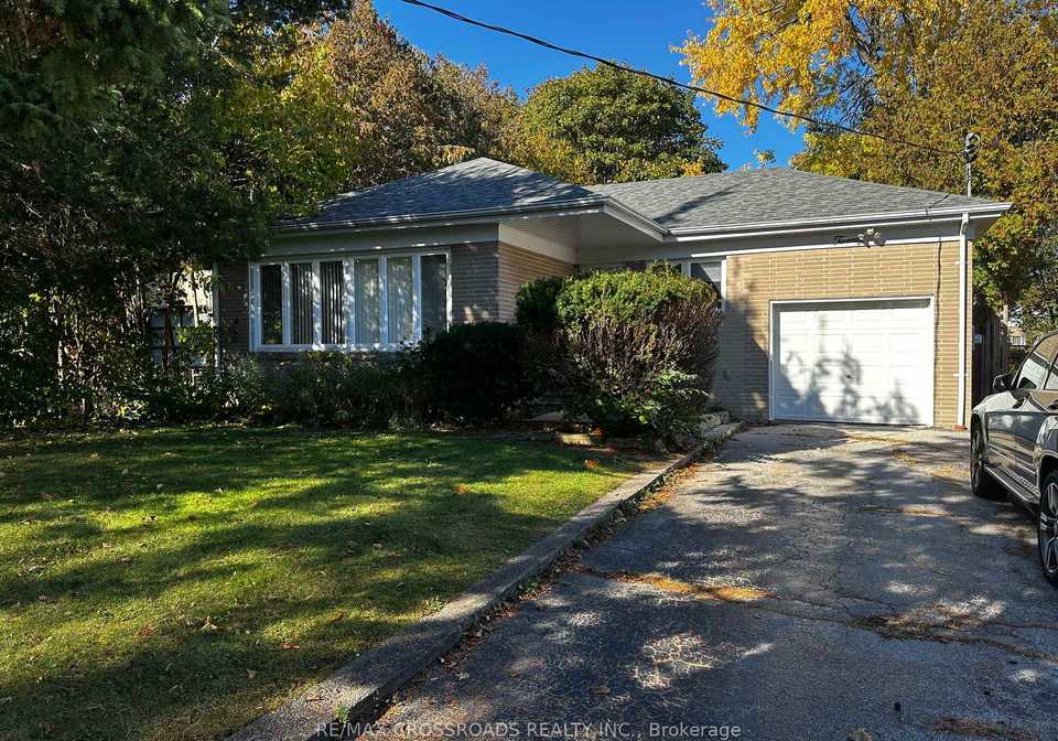 20-frances-crescent-scarborough-ontario-e12846602