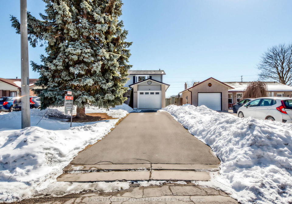 613-foxrun-court-oshawa-ontario-e12846780