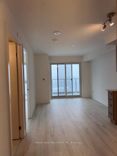 1010-sandy-beach-road-pickering-ontario-e12847298