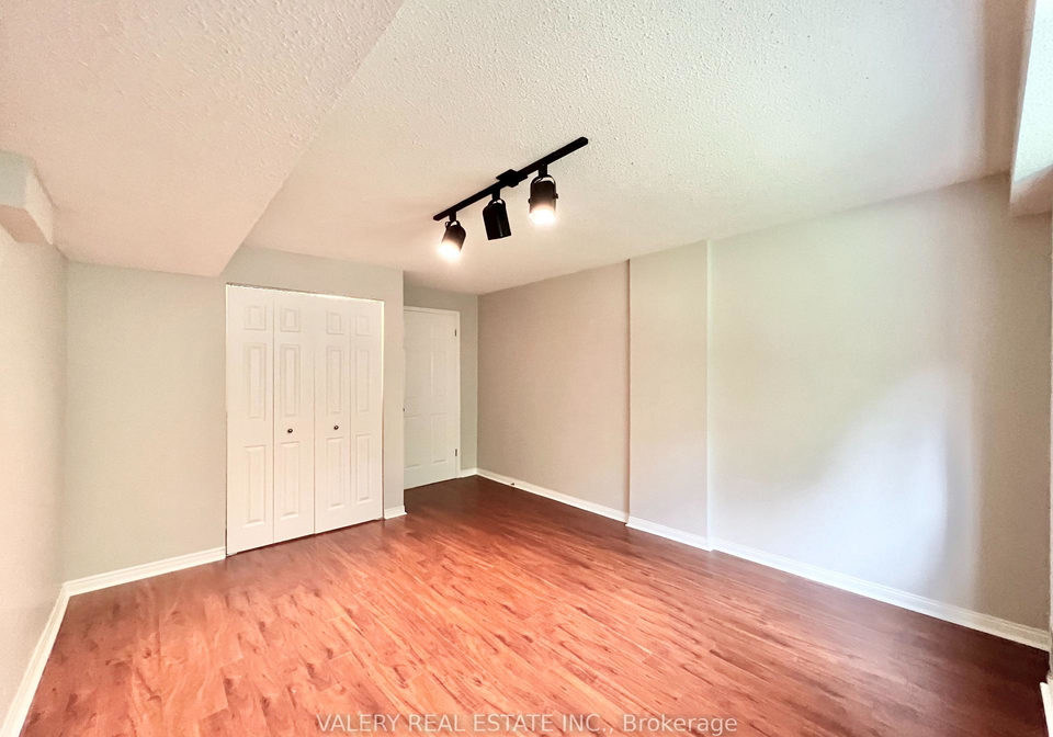 66-bonacres-avenue-scarborough-ontario-e12848690