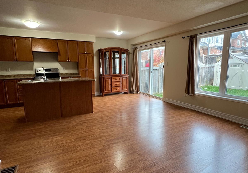 921-taggart-crescent-oshawa-ontario-e12848800