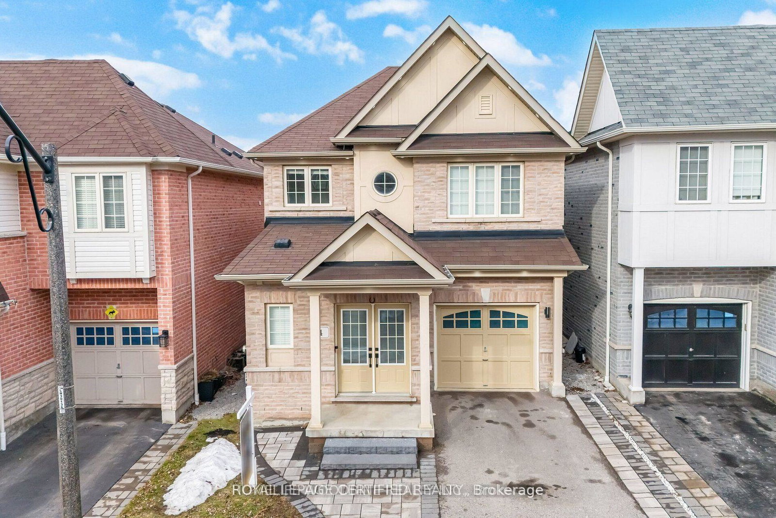 4-bazin-road-ajax-ontario-e12849078