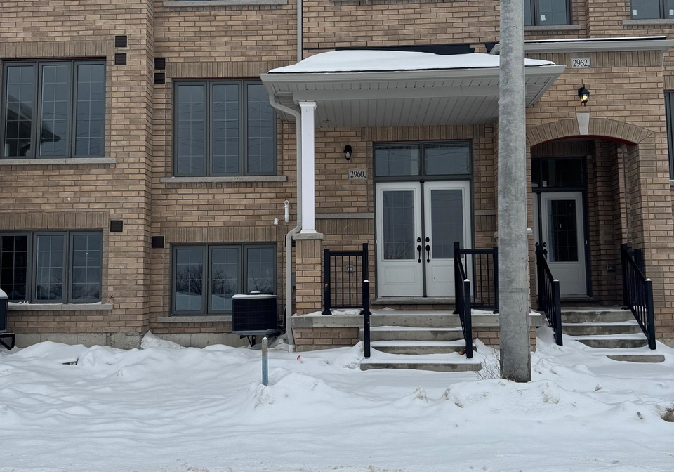 2960-peter-matthews-drive-pickering-ontario-e12849514