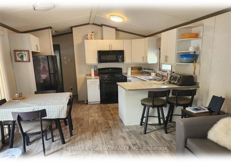 225-w-platten-boulevard-w-scugog-ontario-e12849804