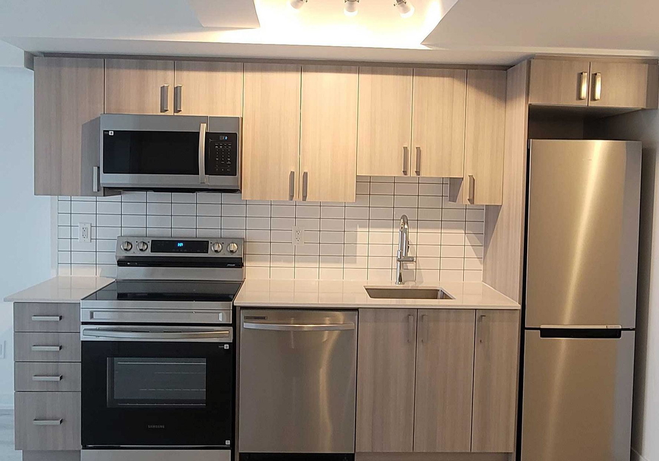 1010-sandy-beach-road-pickering-ontario-e12850440