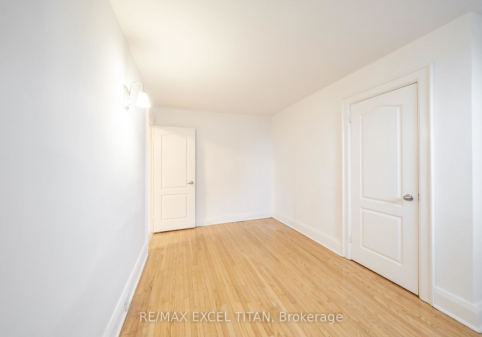 2-kingston-road-toronto-ontario-e12852174