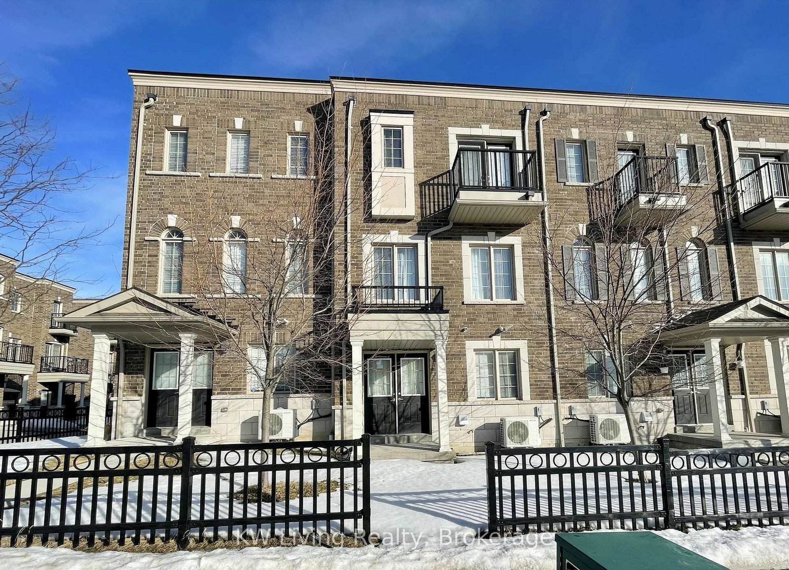 120-ferris-square-clarington-ontario-e12852268