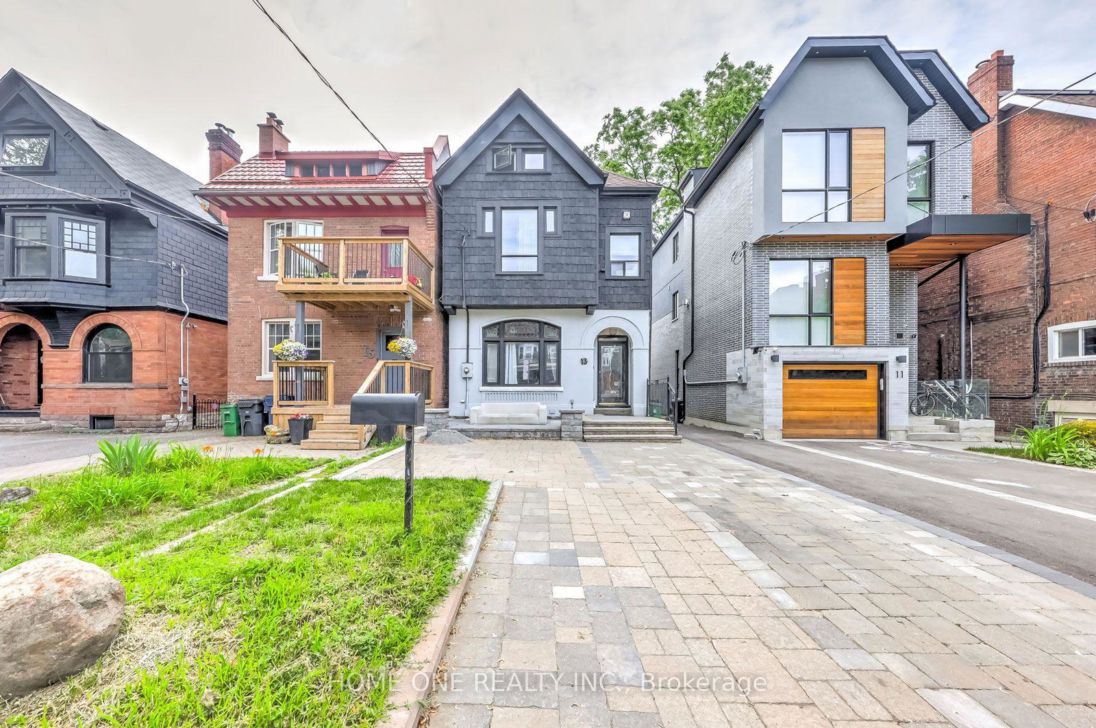 13-simpson-avenue-toronto-ontario-e12853236