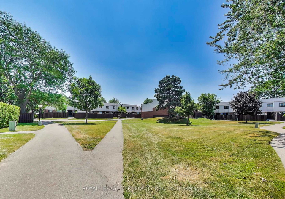 1100-oxford-street-oshawa-ontario-e12853522