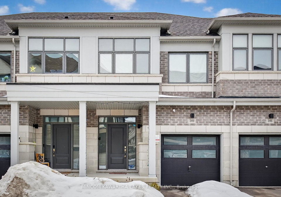 348-okanagan-path-oshawa-ontario-e12854120