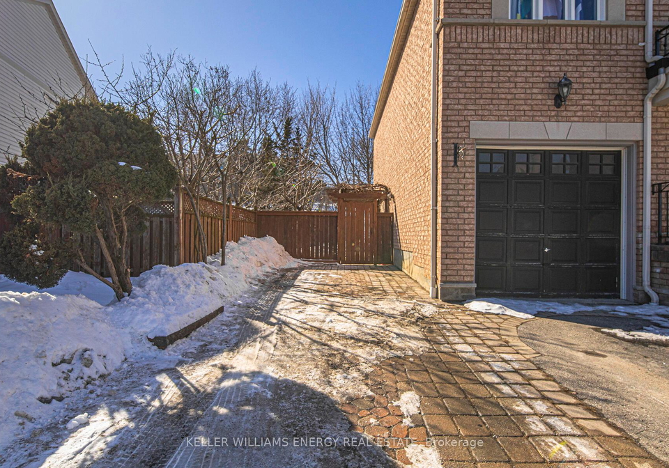 67-mcsweeney-crescent-ajax-ontario-e12854608