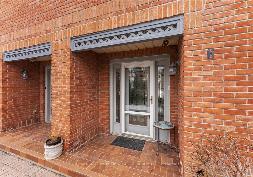 110-mary-street-w-whitby-ontario-e12854904