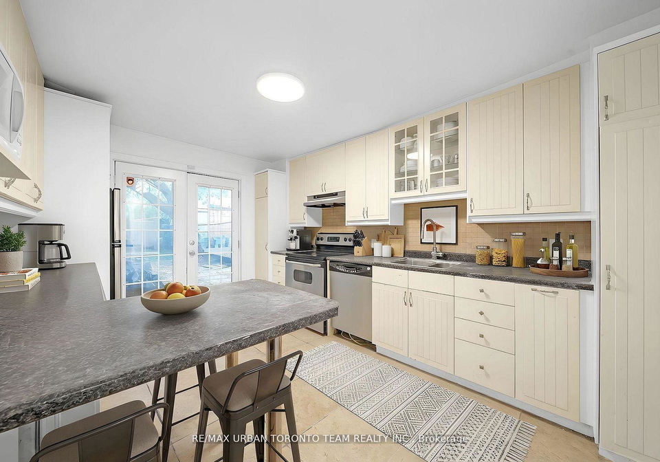 880-dundas-street-e-toronto-ontario-e12854986